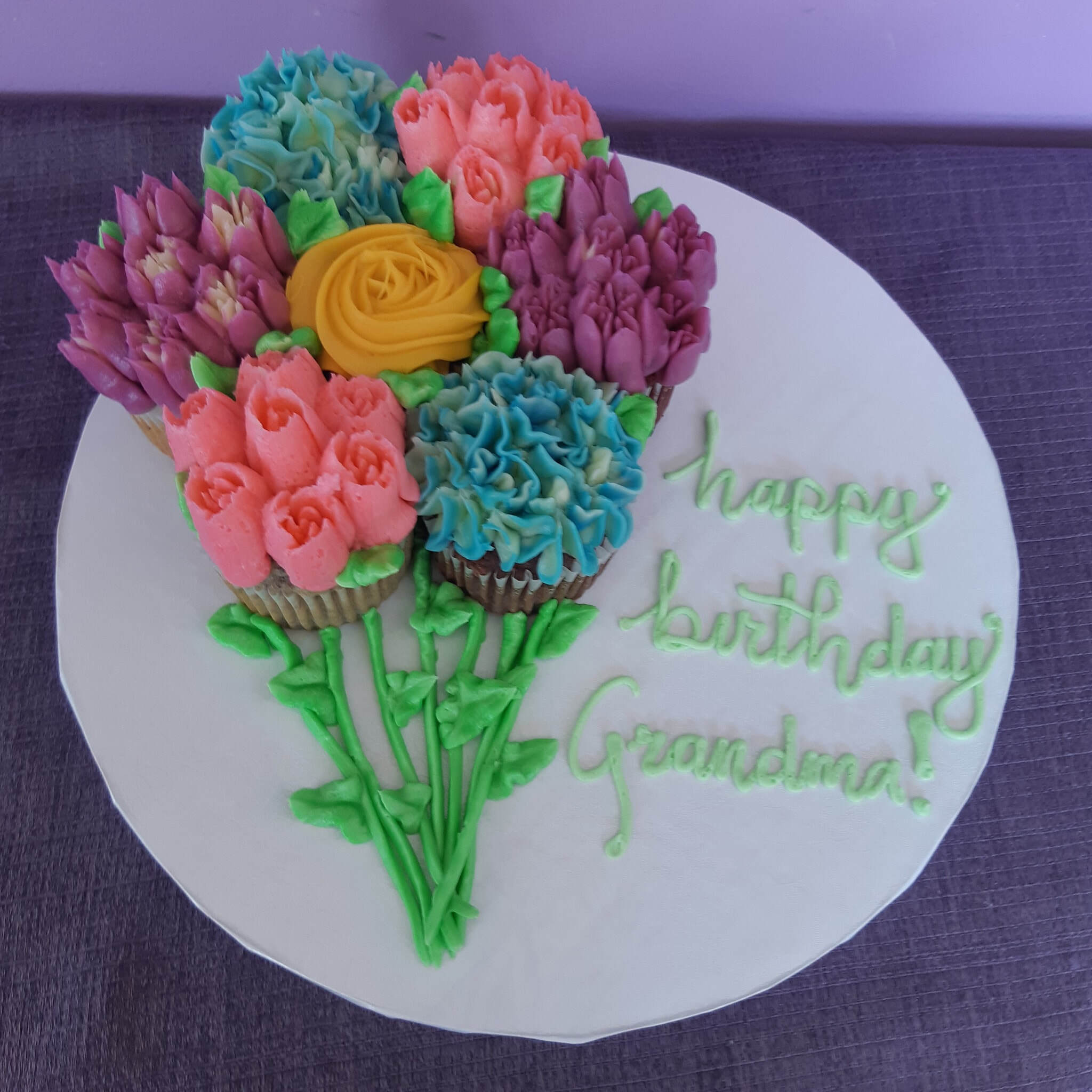 Bloom & Wild | Flower Cakes